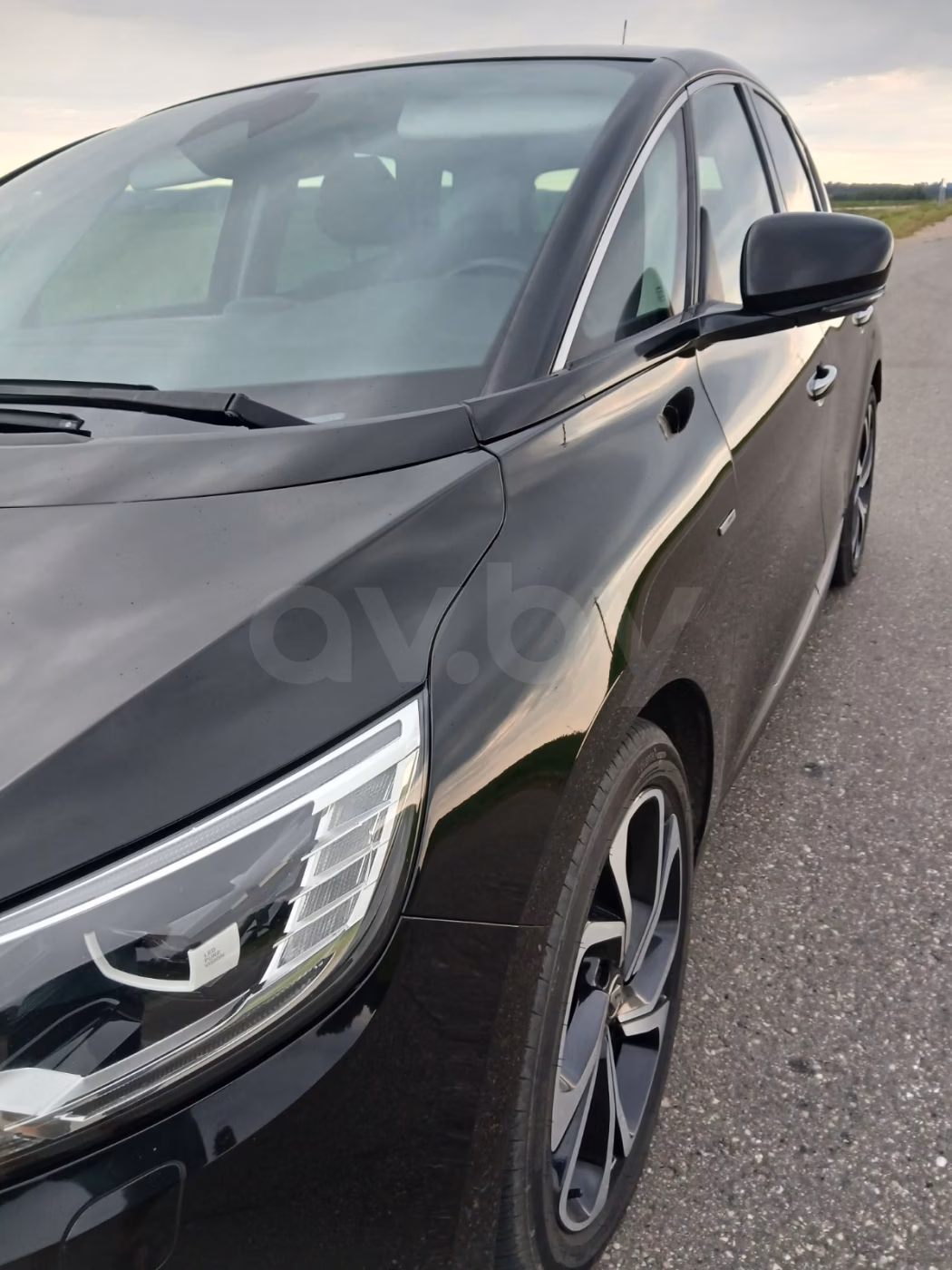 Renault Scenic фото 7