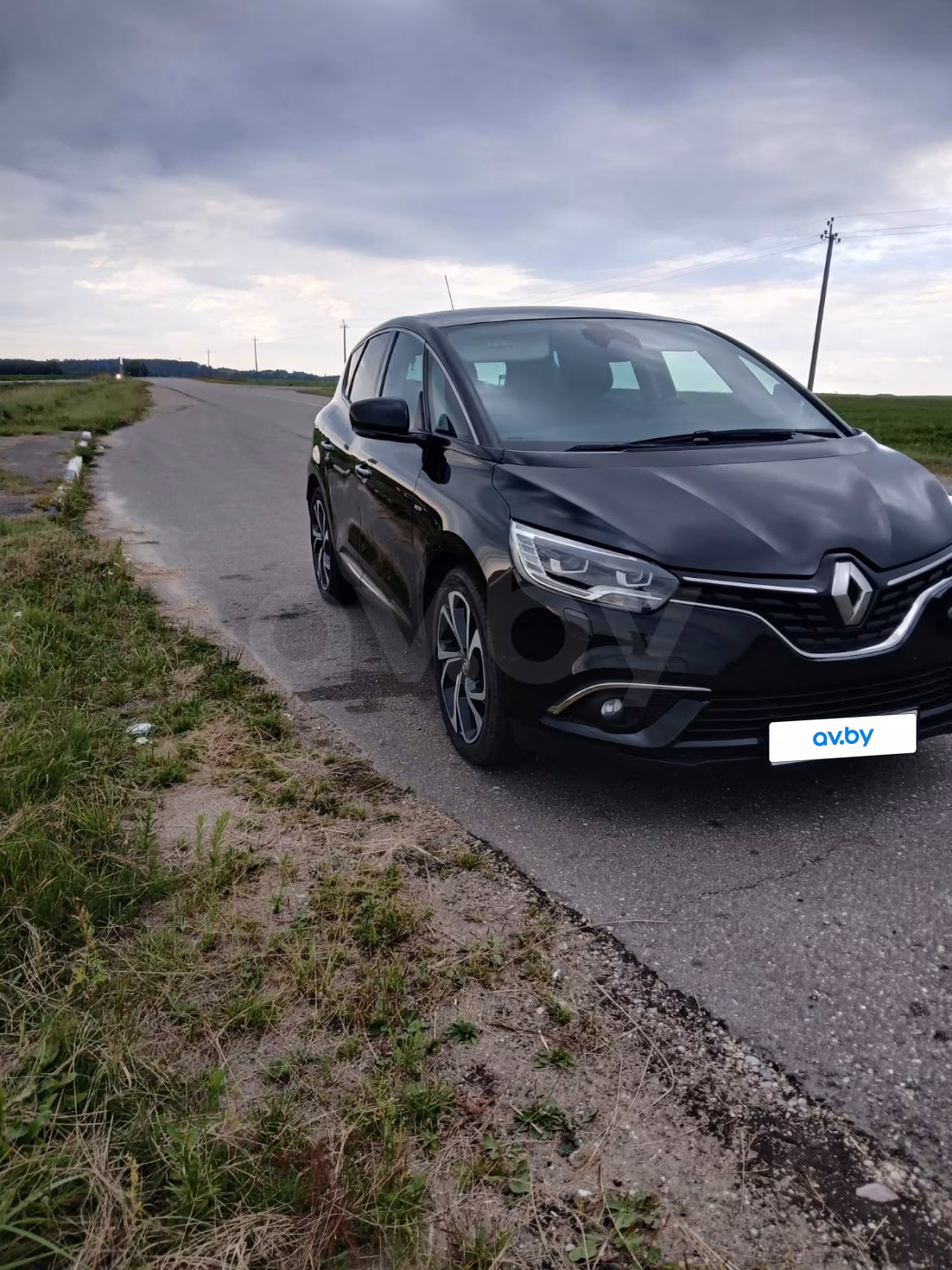 Renault Scenic фото 9