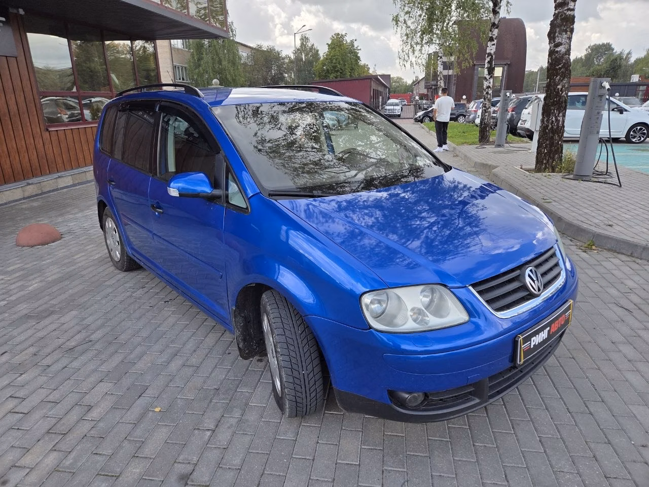 Volkswagen Touran фото 3