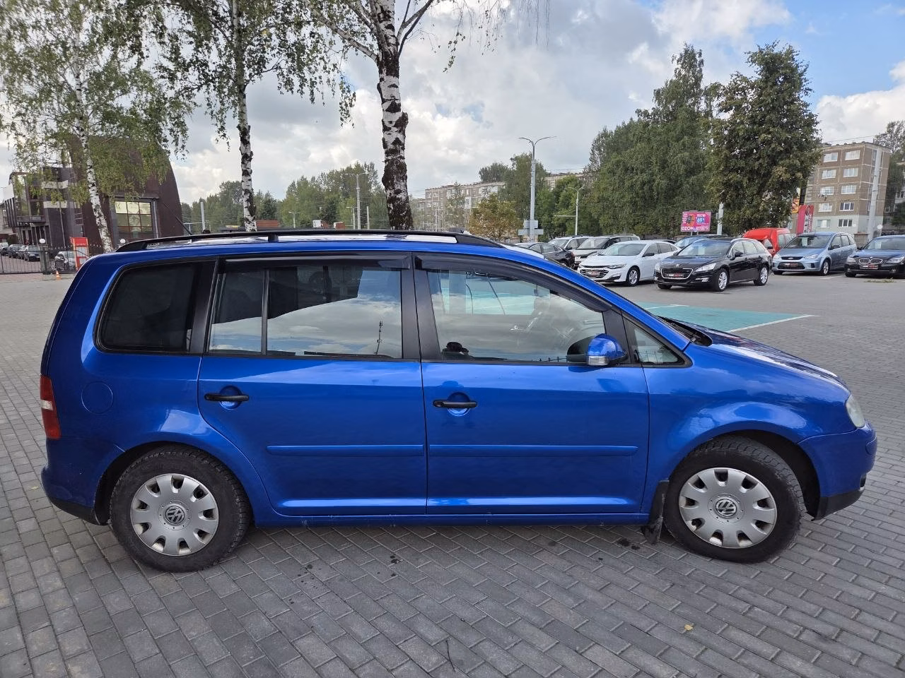 Volkswagen Touran фото 4
