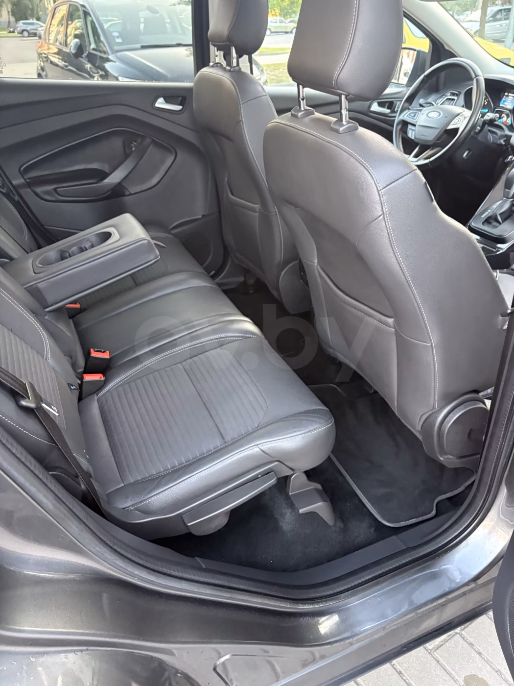 Ford Kuga фото 10