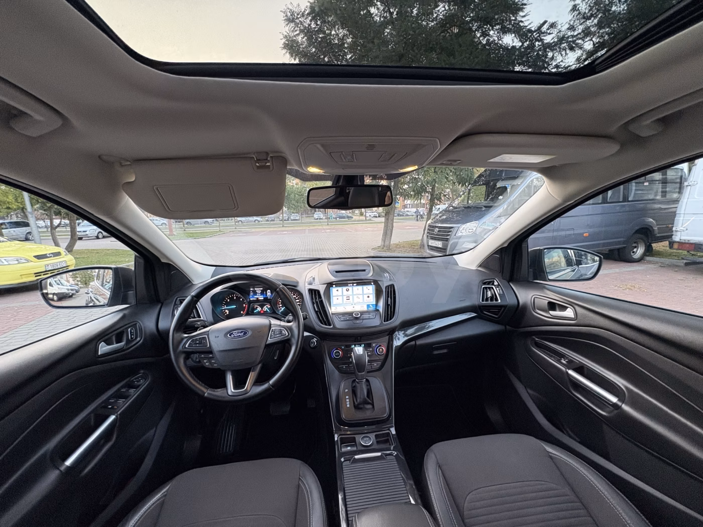 Ford Kuga фото 13