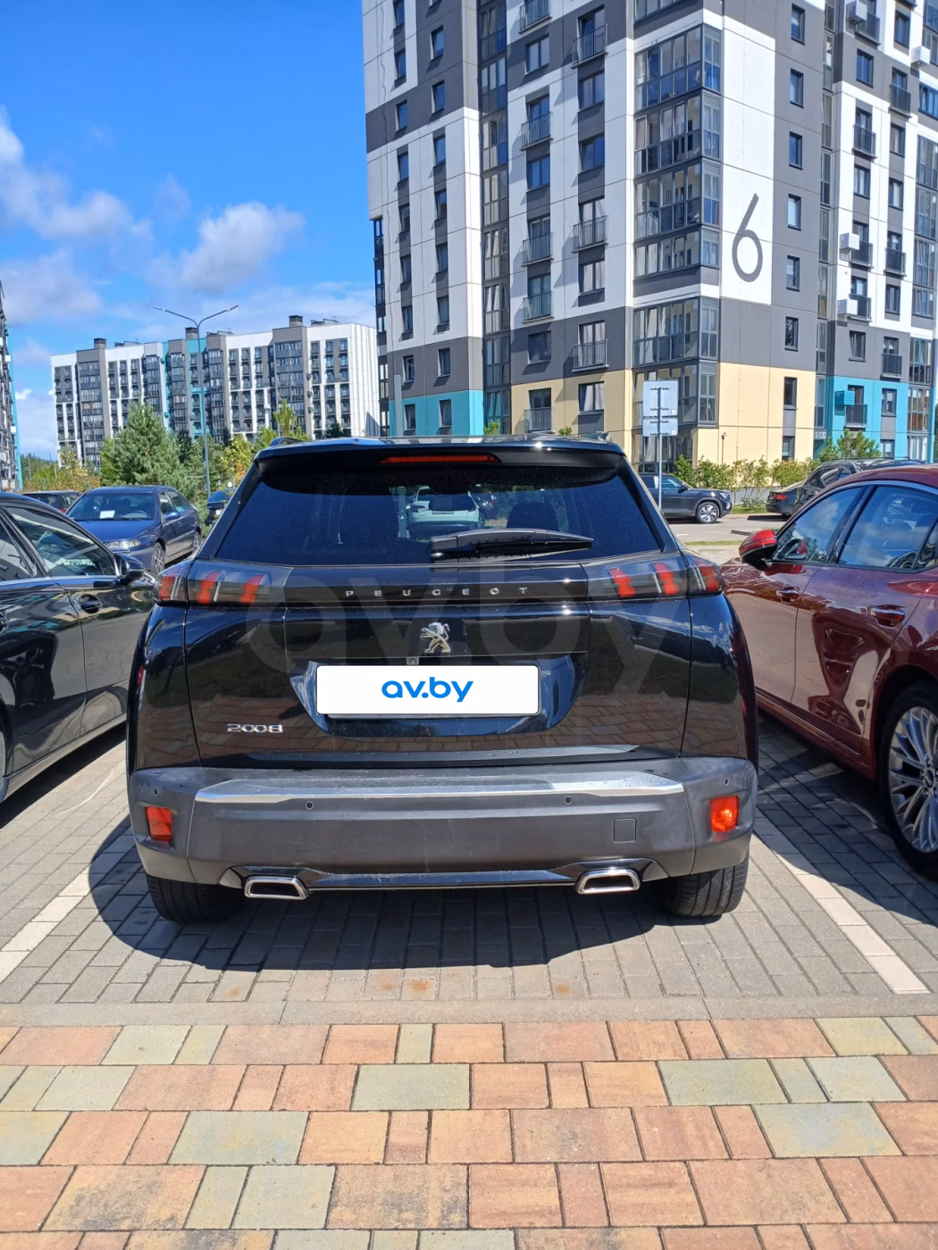 Peugeot 2008 фото 6