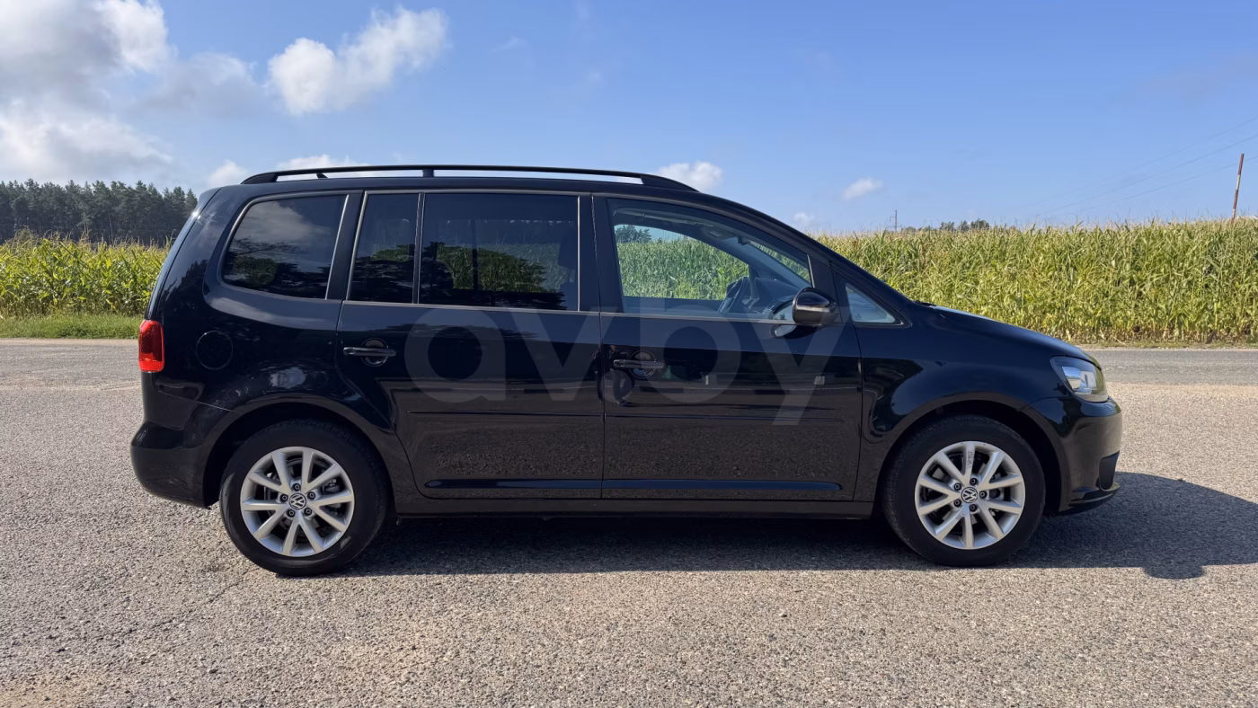 Volkswagen Touran фото 3