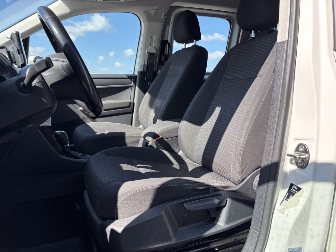 Volkswagen Caddy фото 10