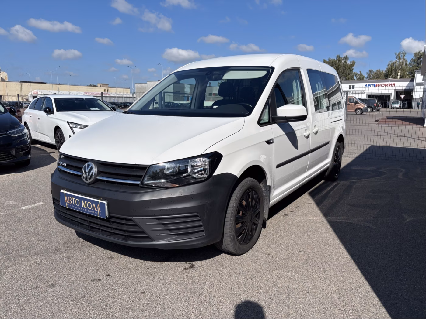 Volkswagen Caddy фото 6