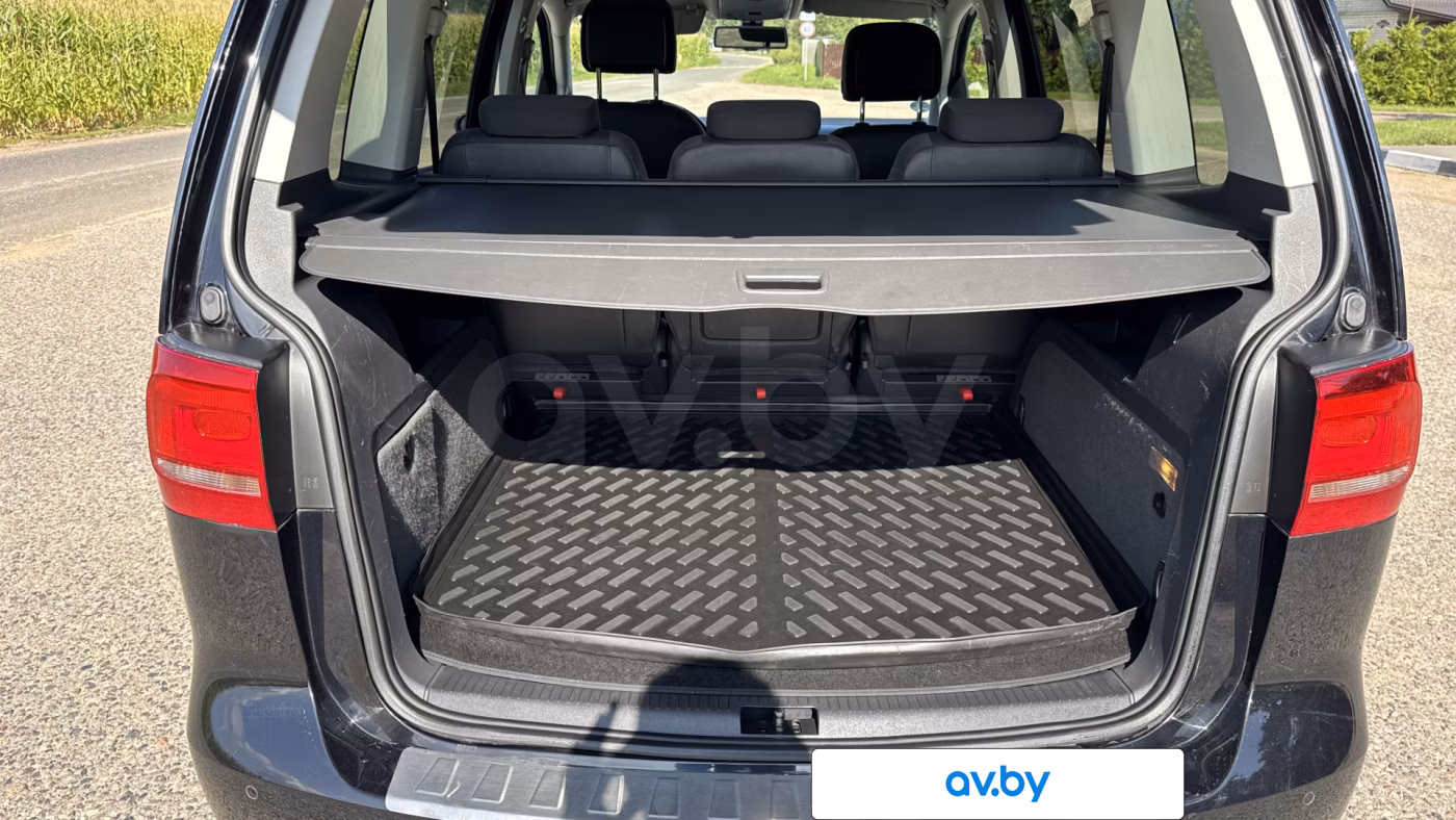 Volkswagen Touran фото 14