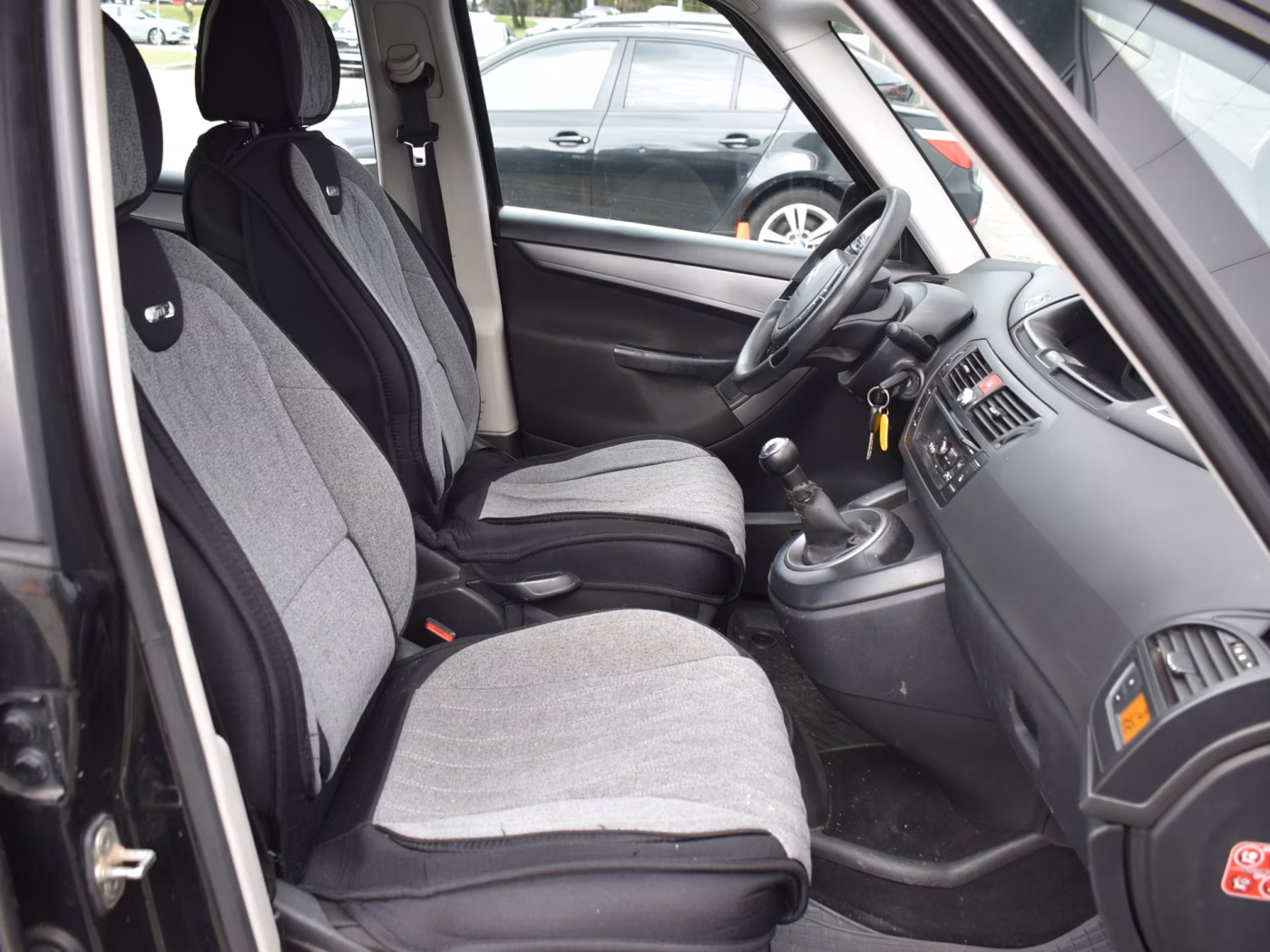Citroen C4 Grand Picasso фото 12