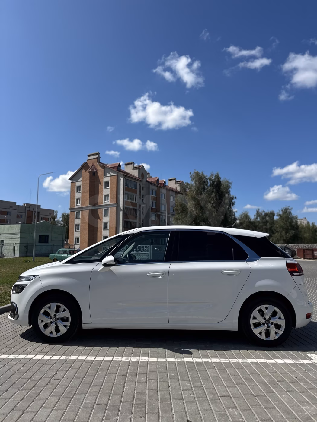 Citroen C4 Picasso фото 8