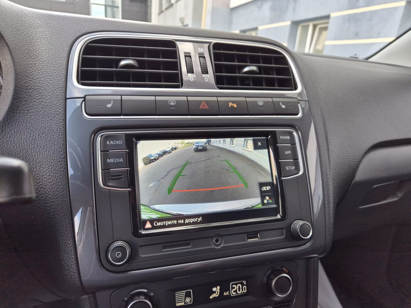 Volkswagen Polo Sedan фото 24