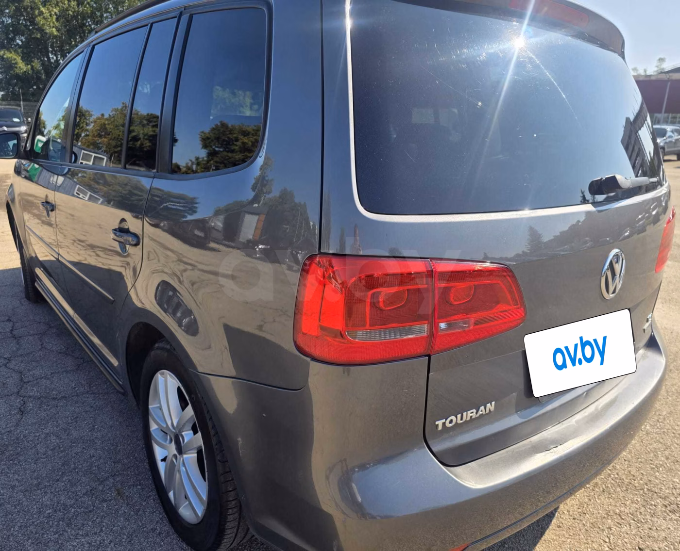 Volkswagen Touran фото 3