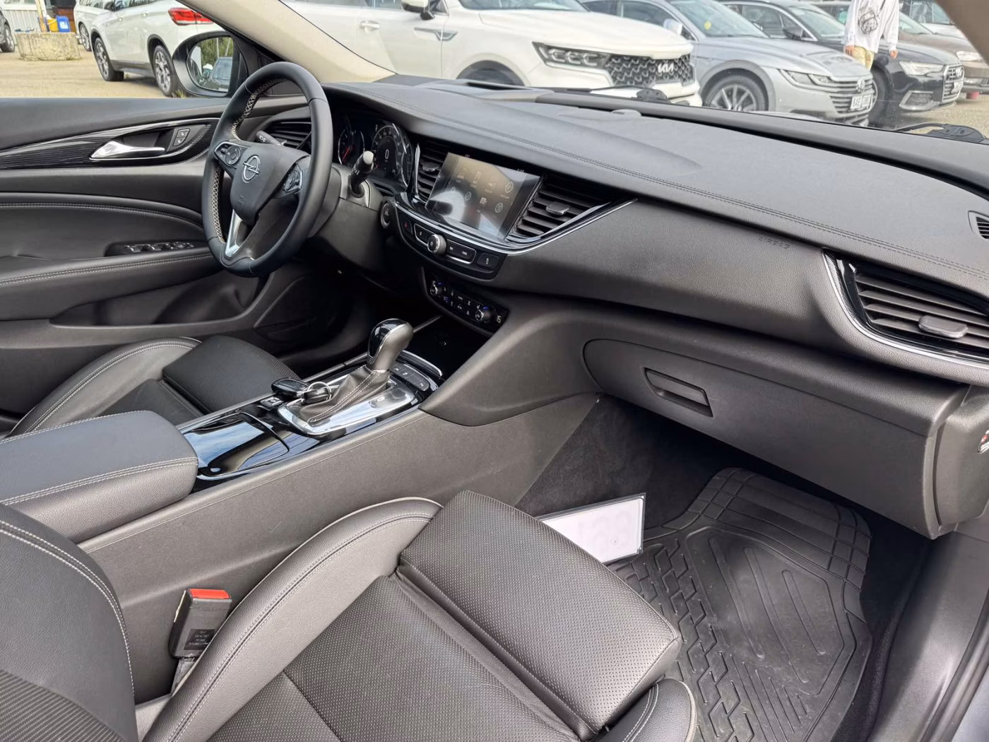 Opel Insignia фото 26