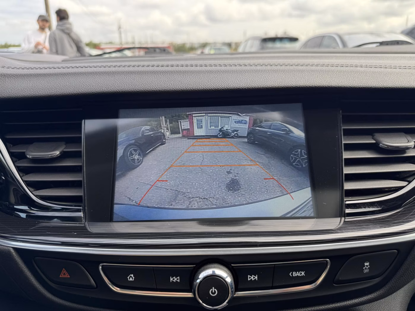 Opel Insignia фото 30