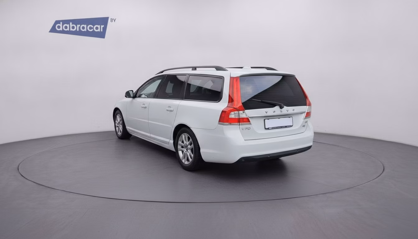Volvo V70 фото 3