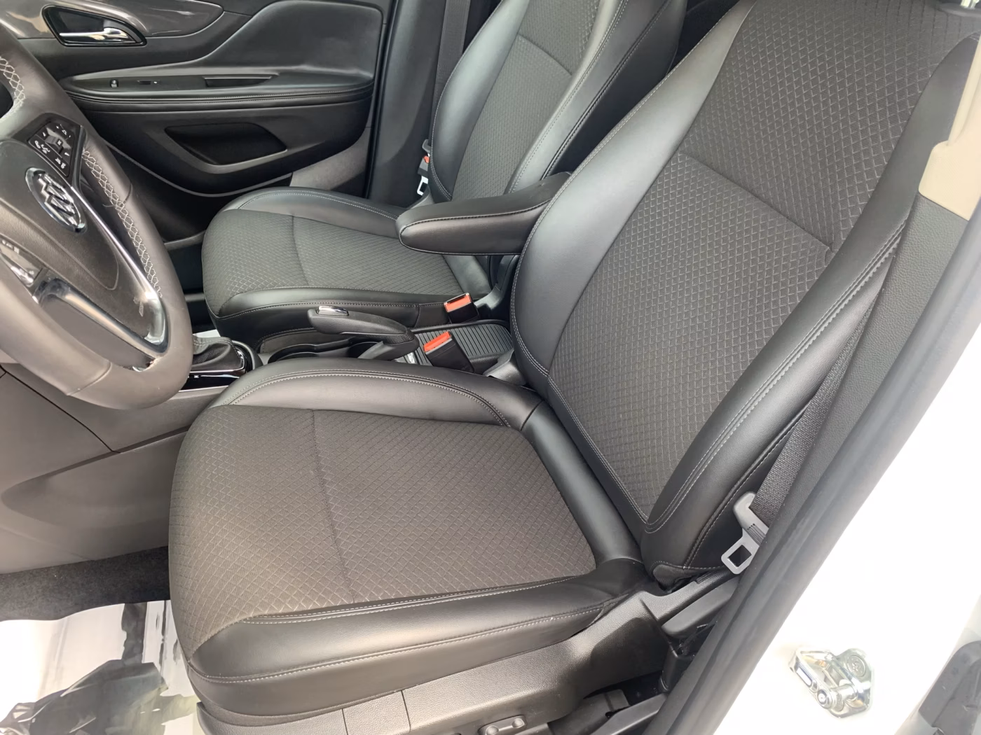 Buick Encore фото 10