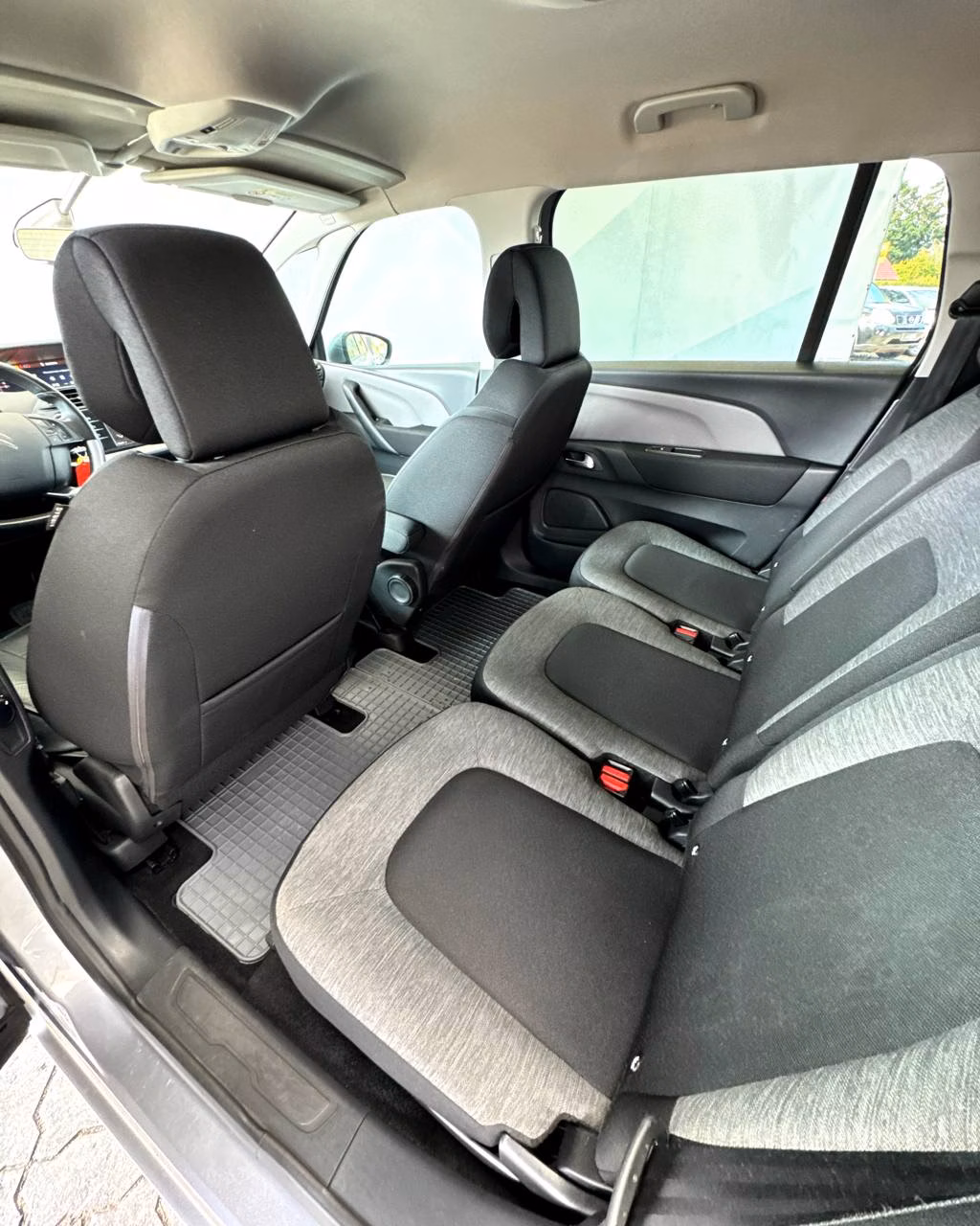 Citroen C4 Grand Spacetourer фото 13