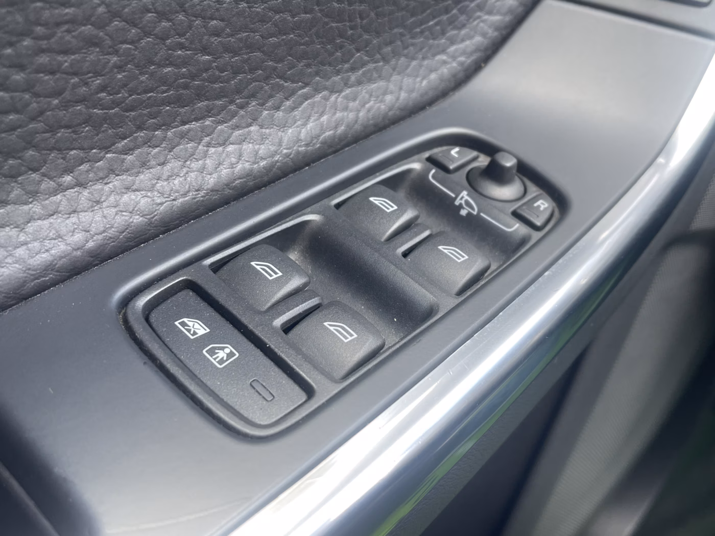 Volvo V60 фото 26