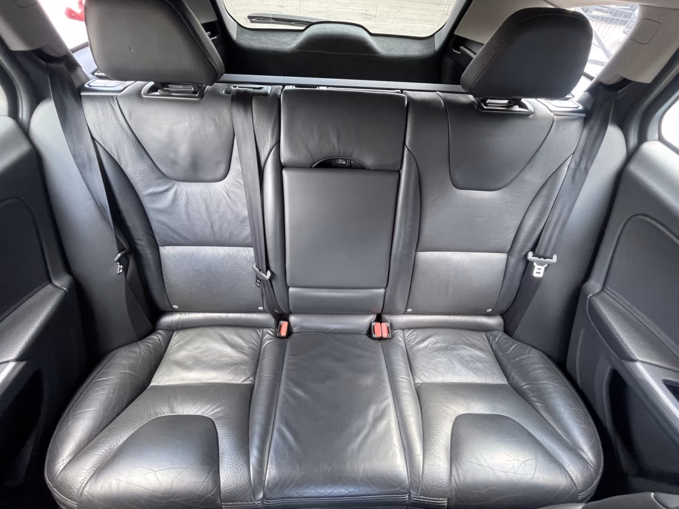 Volvo V60 фото 11