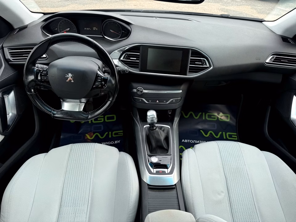 Peugeot 308 фото 9