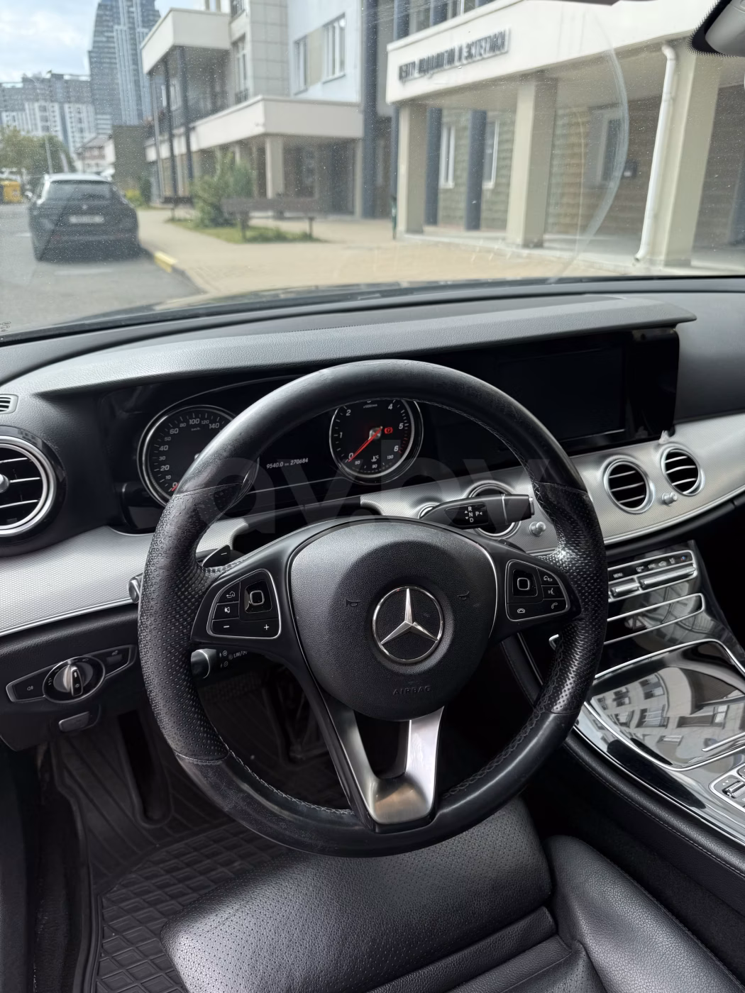 Mercedes-Benz E-Класс фото 3
