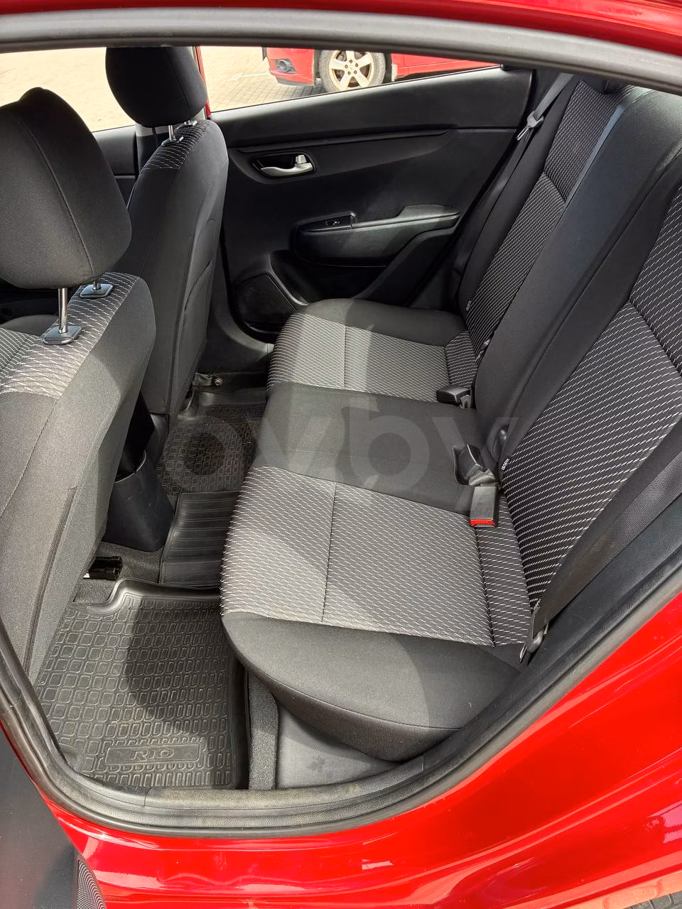 Kia Rio фото 9