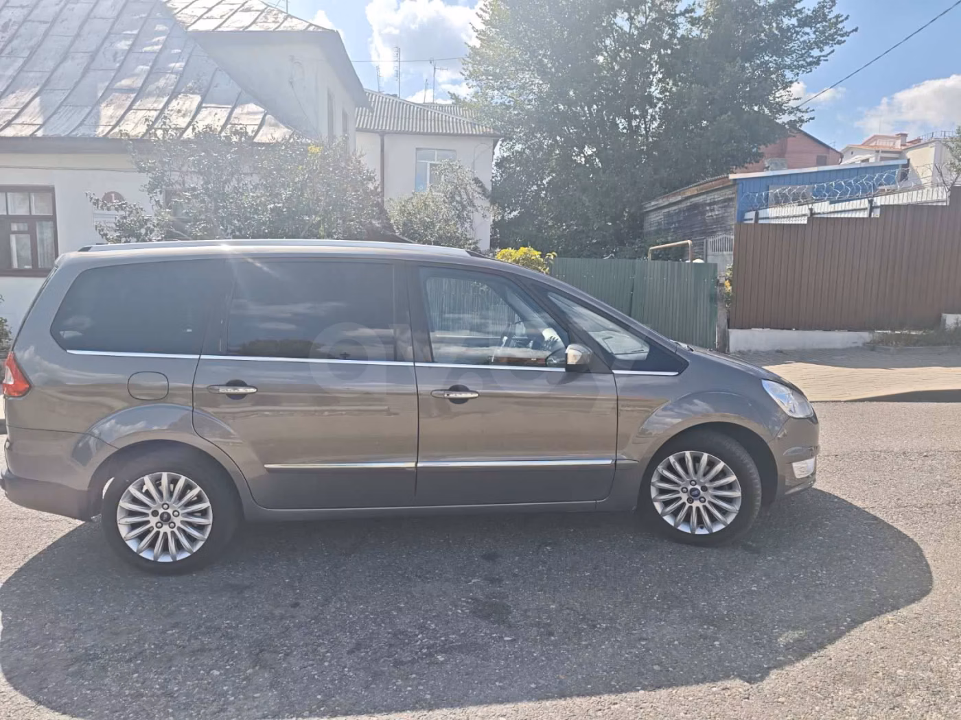 Ford Galaxy фото 11