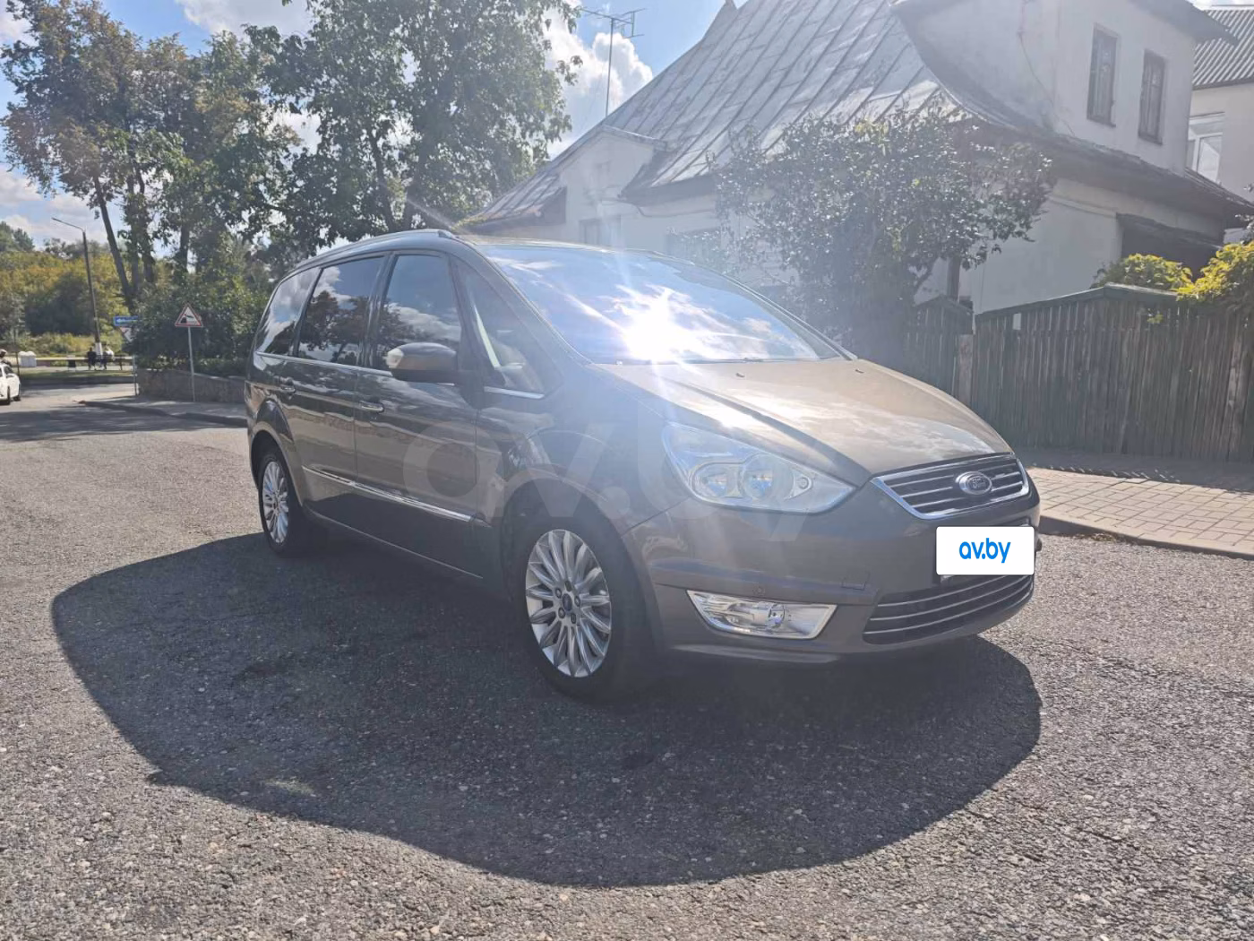 Ford Galaxy фото 6