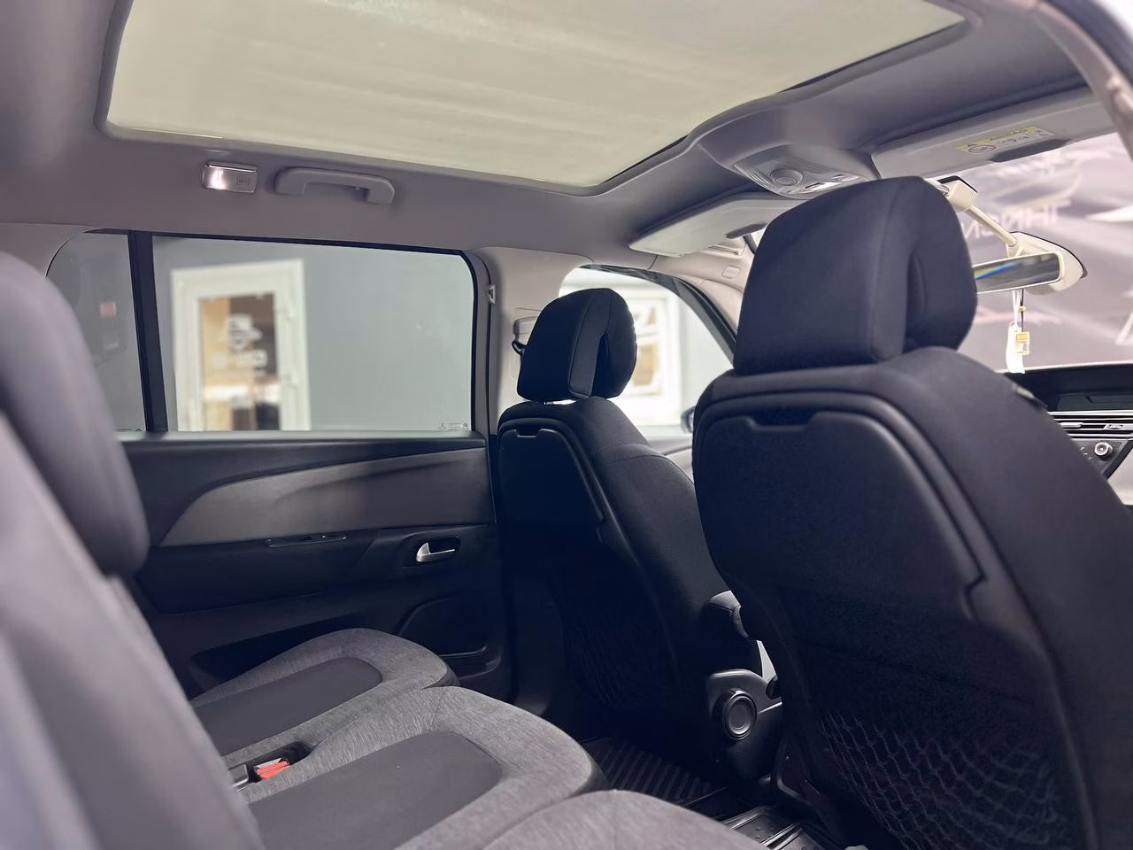 Citroen C4 Picasso фото 9