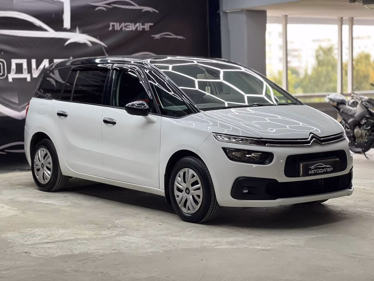 Citroen C4 Picasso фото 3