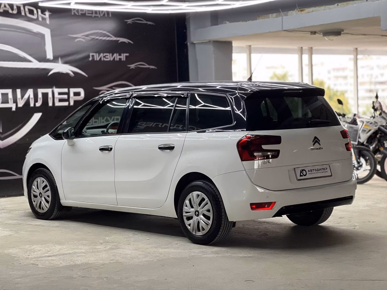 Citroen C4 Picasso фото 6