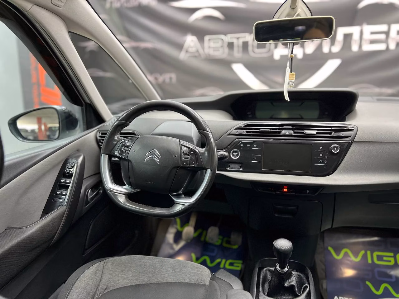 Citroen C4 Picasso фото 12