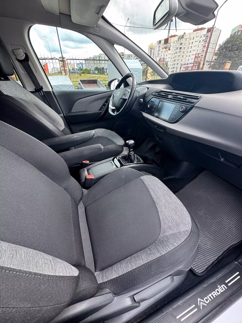 Citroen C4 Spacetourer фото 13