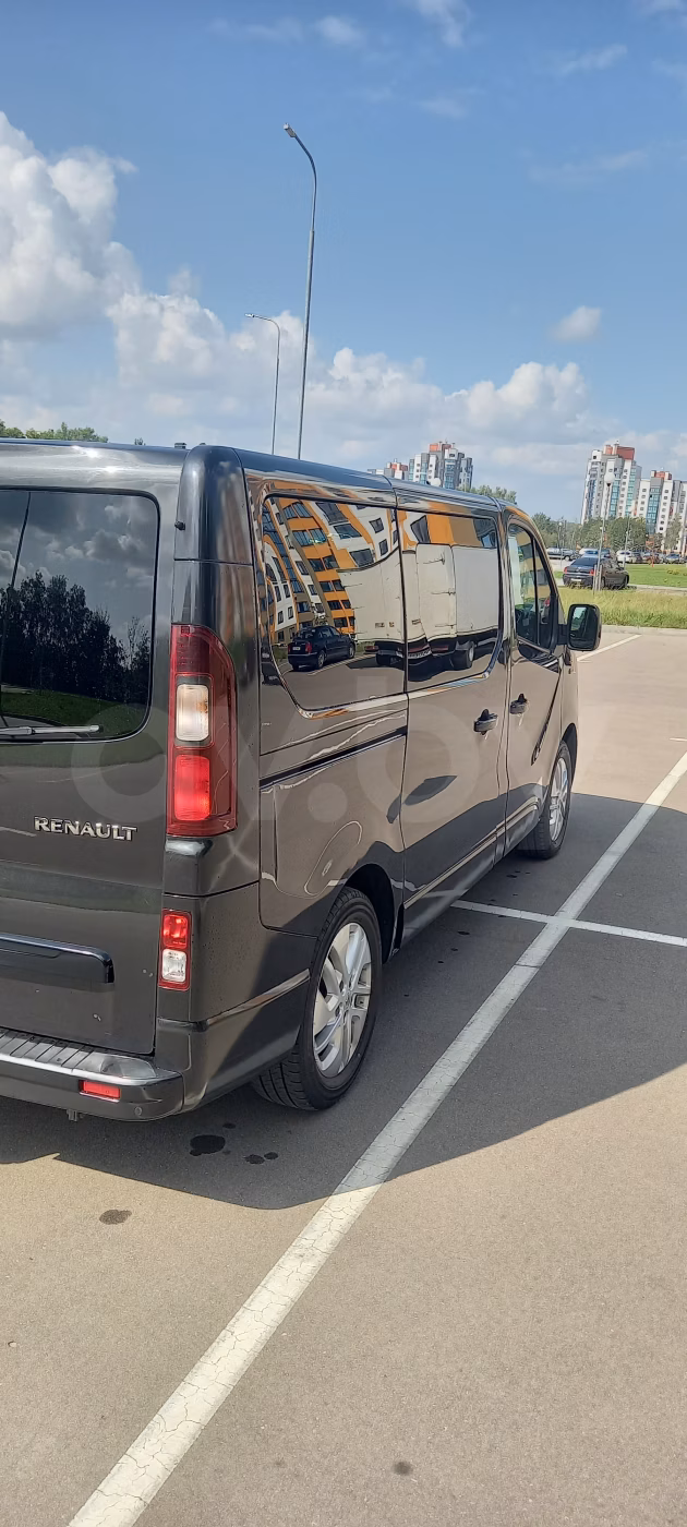 Renault Trafic фото 18