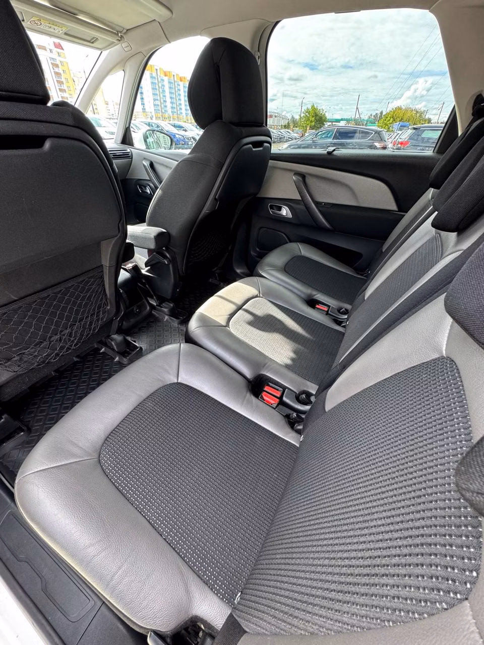 Citroen C4 Picasso фото 11