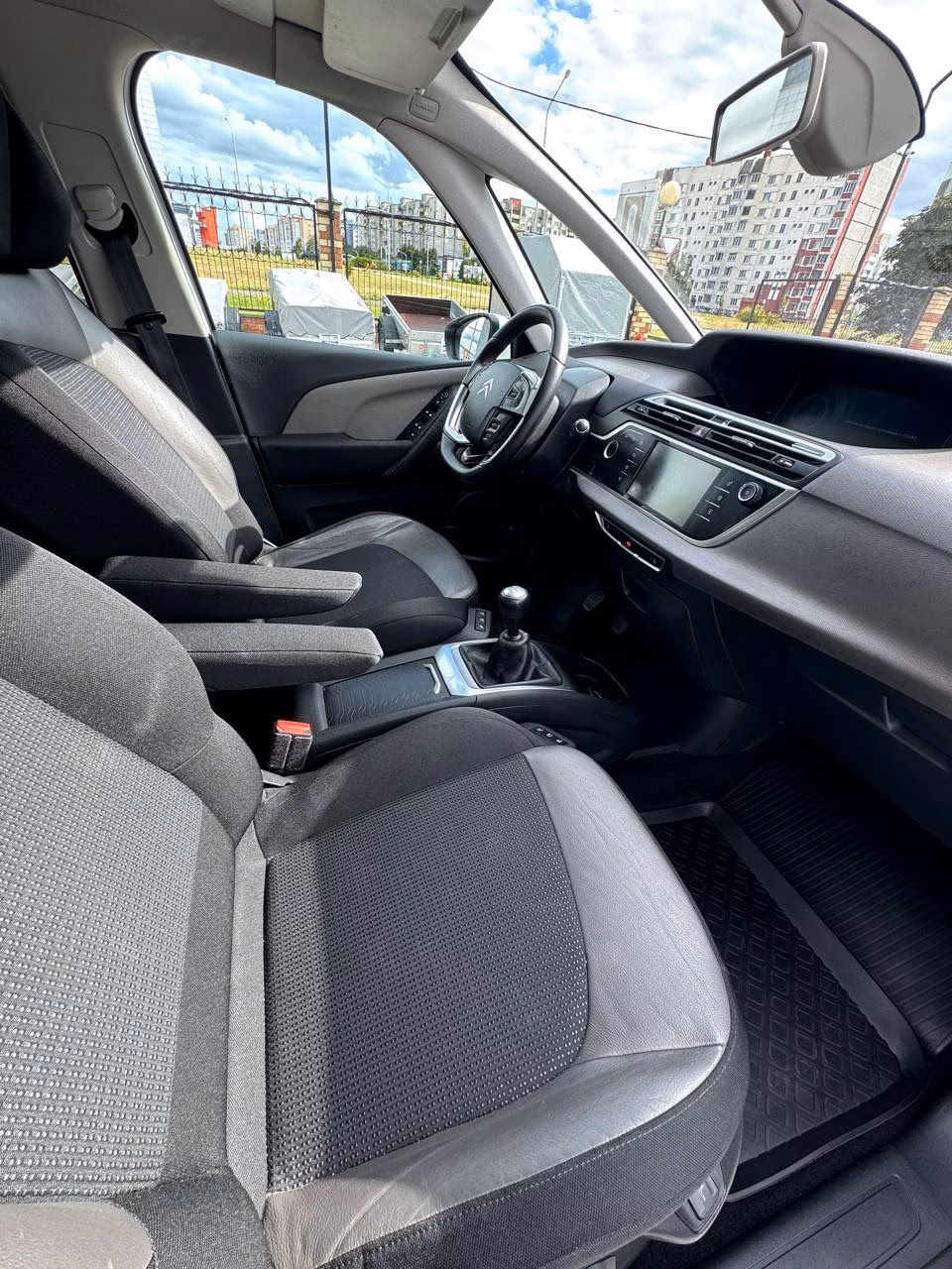 Citroen C4 Picasso фото 13
