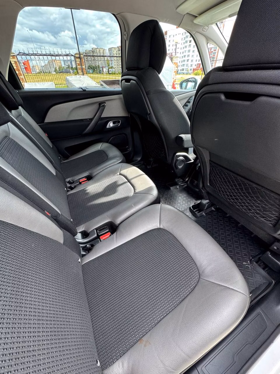 Citroen C4 Picasso фото 14