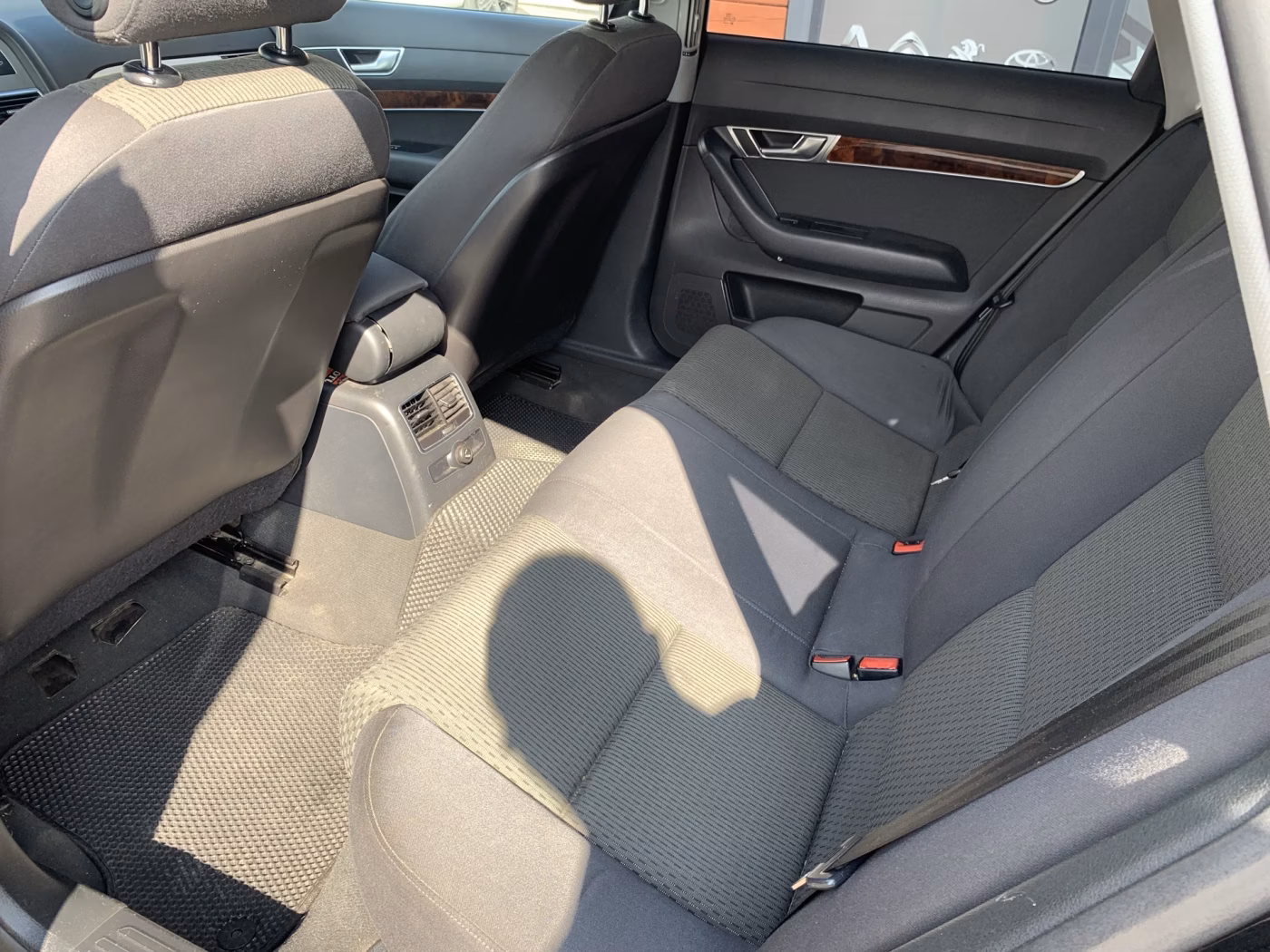 Audi A6 фото 10