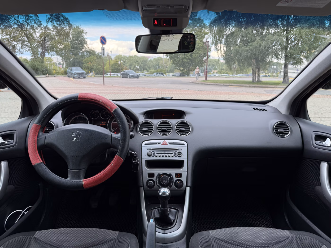 Peugeot 308 фото 7