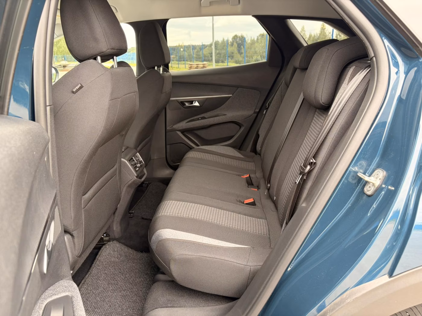 Peugeot 3008 фото 11