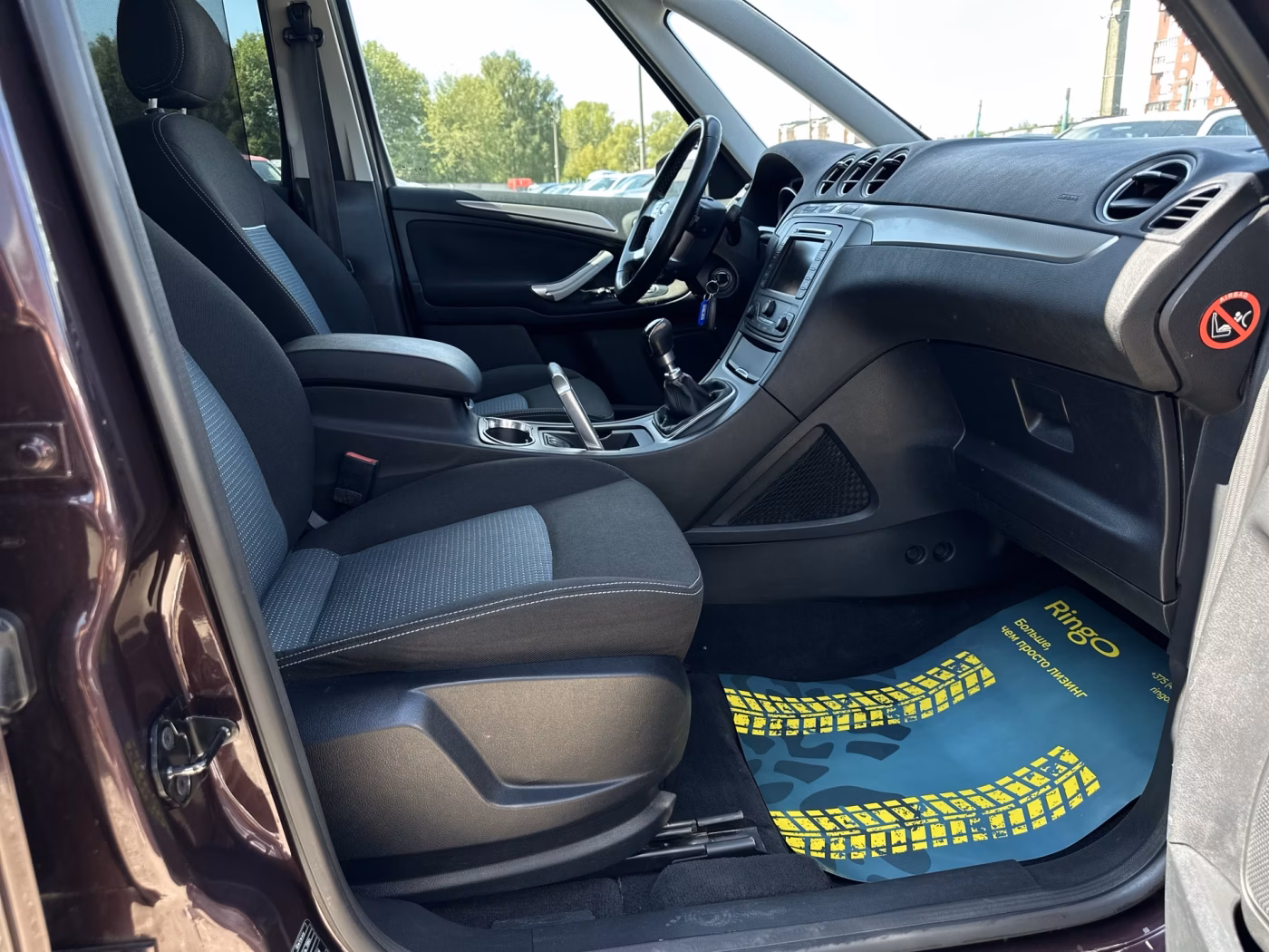 Ford Galaxy фото 15