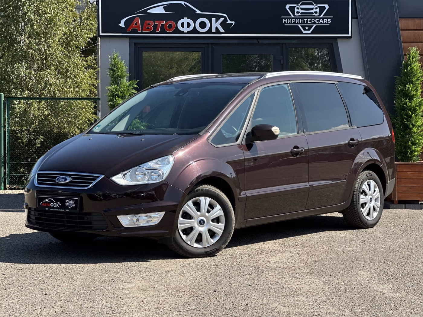 Ford Galaxy фото 7