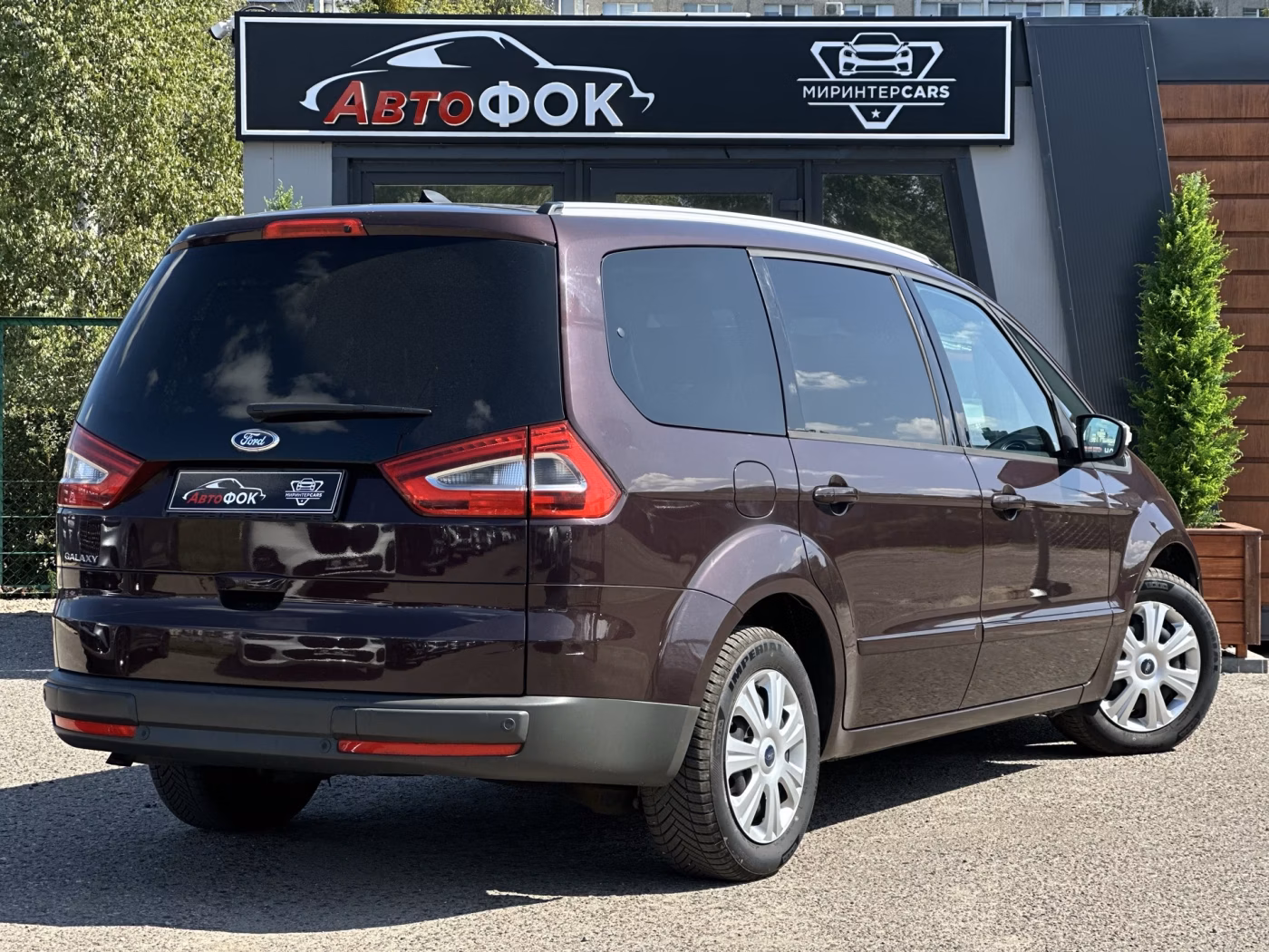 Ford Galaxy фото 3