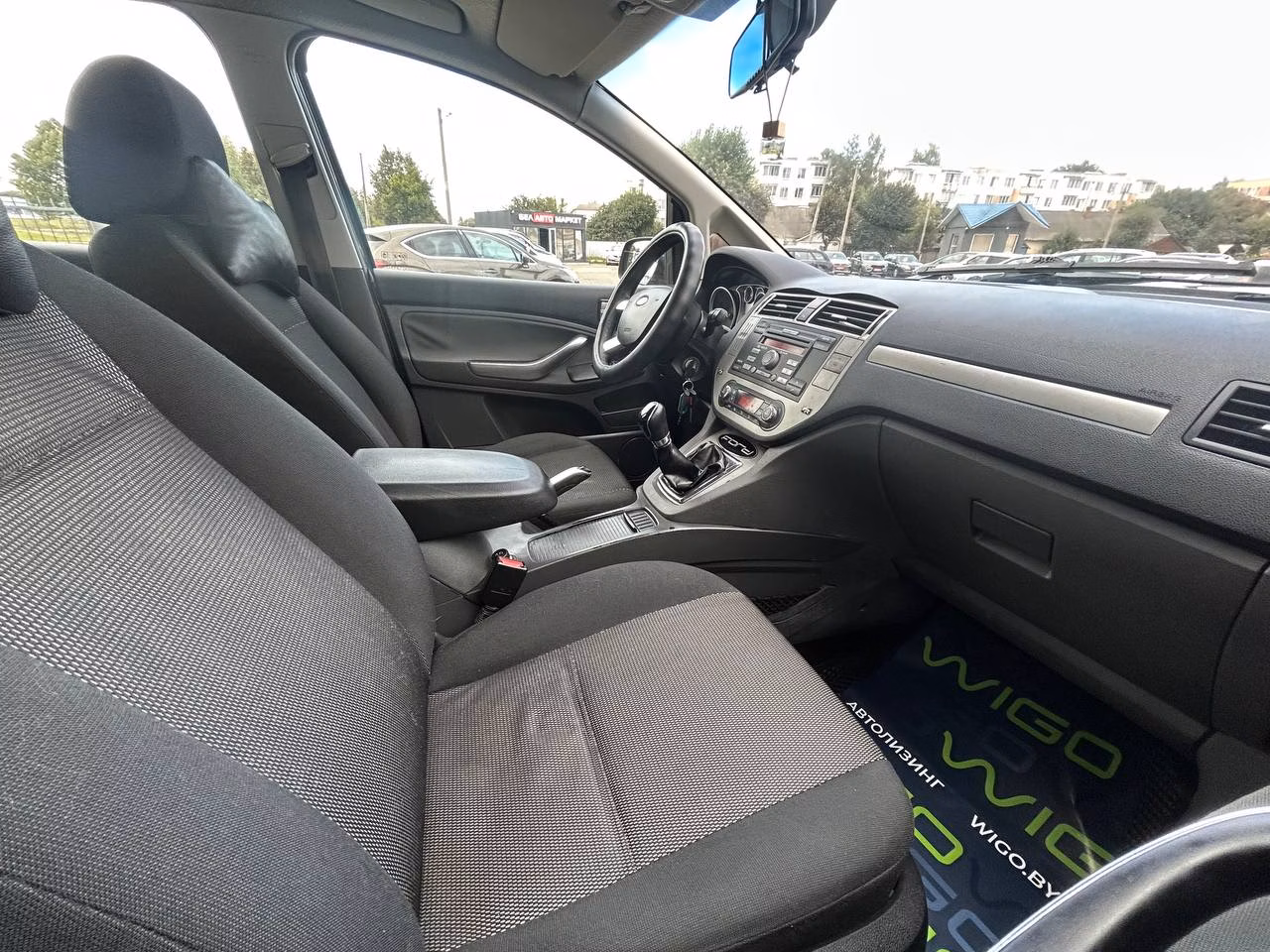 Ford C-MAX фото 8