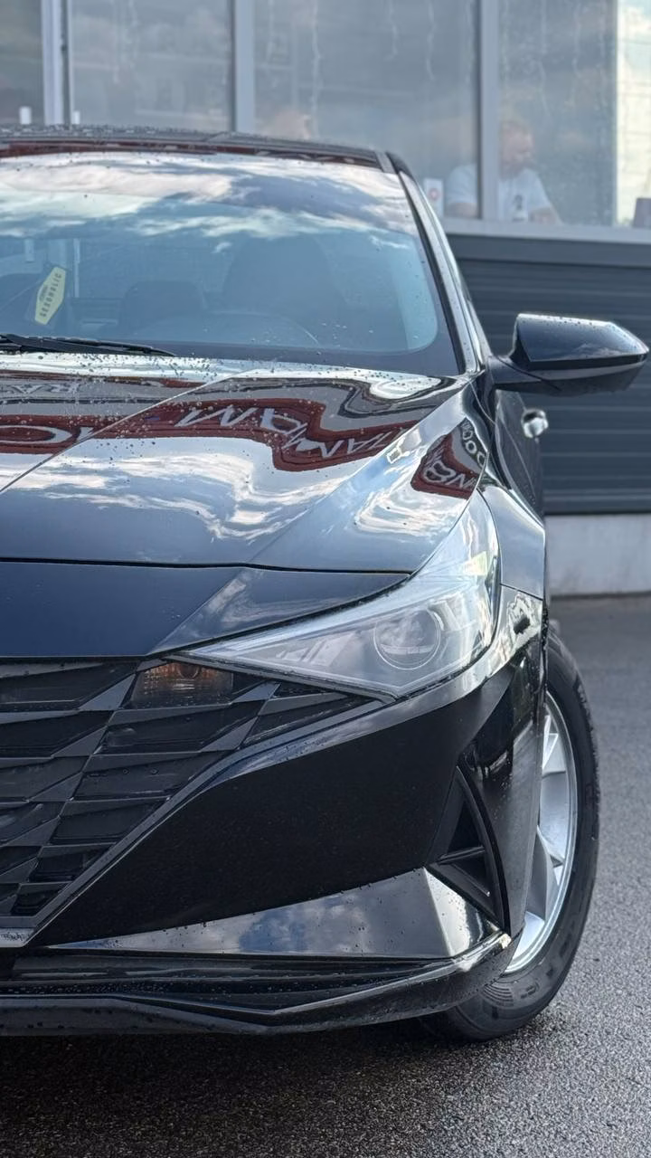 Hyundai Elantra фото 4