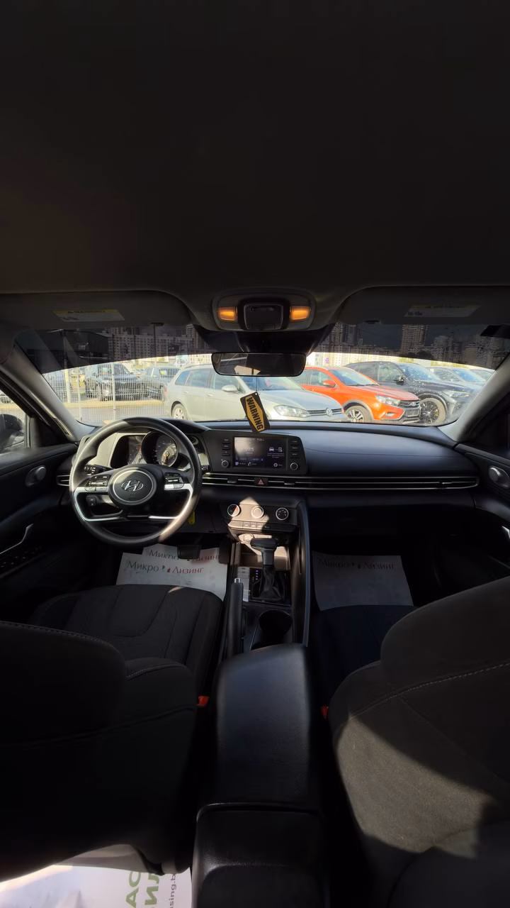 Hyundai Elantra фото 13