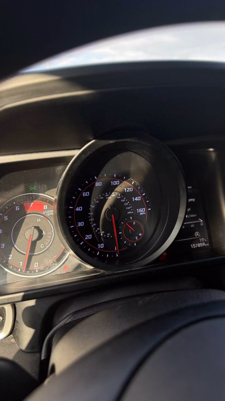 Hyundai Elantra фото 17
