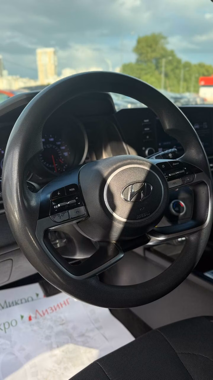 Hyundai Elantra фото 14