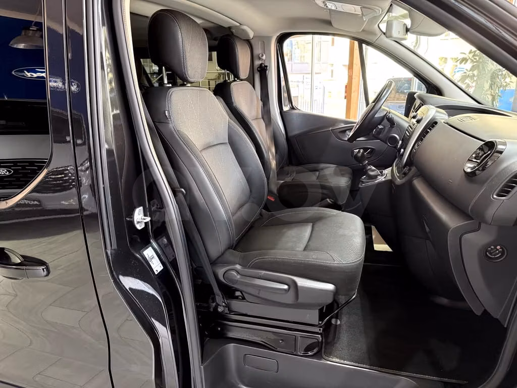 Renault Trafic фото 6