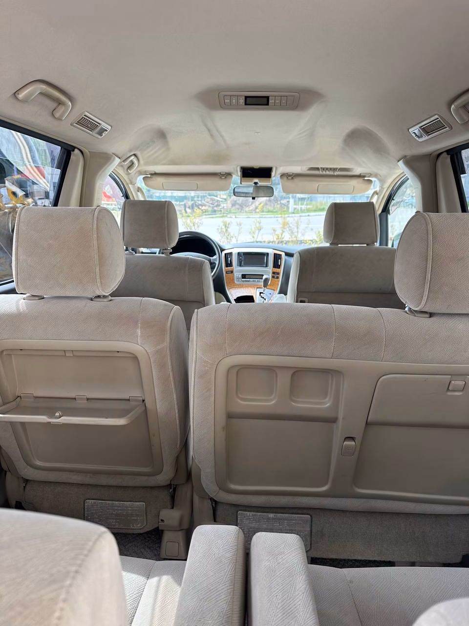 Toyota Alphard фото 19
