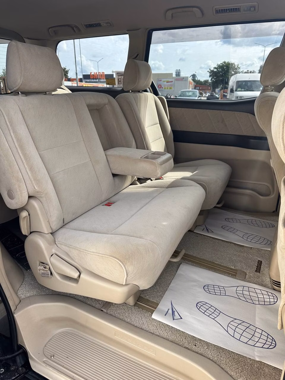 Toyota Alphard фото 9